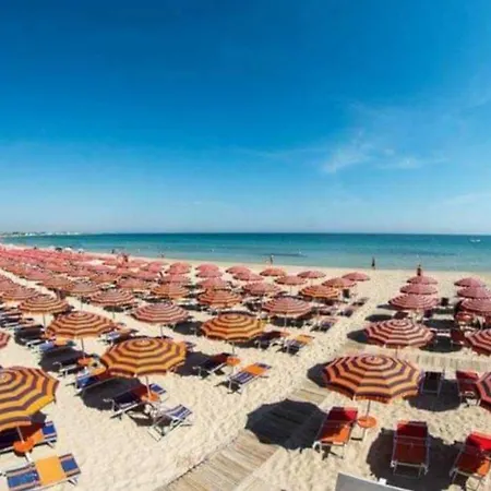 Апартаменты Vacanze In Puglia-lecce Dimore Dimira *