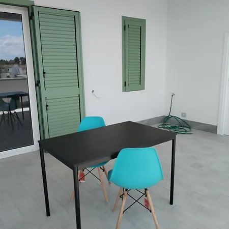 Vacanze In Puglia-lecce Dimore Dimira شقة *